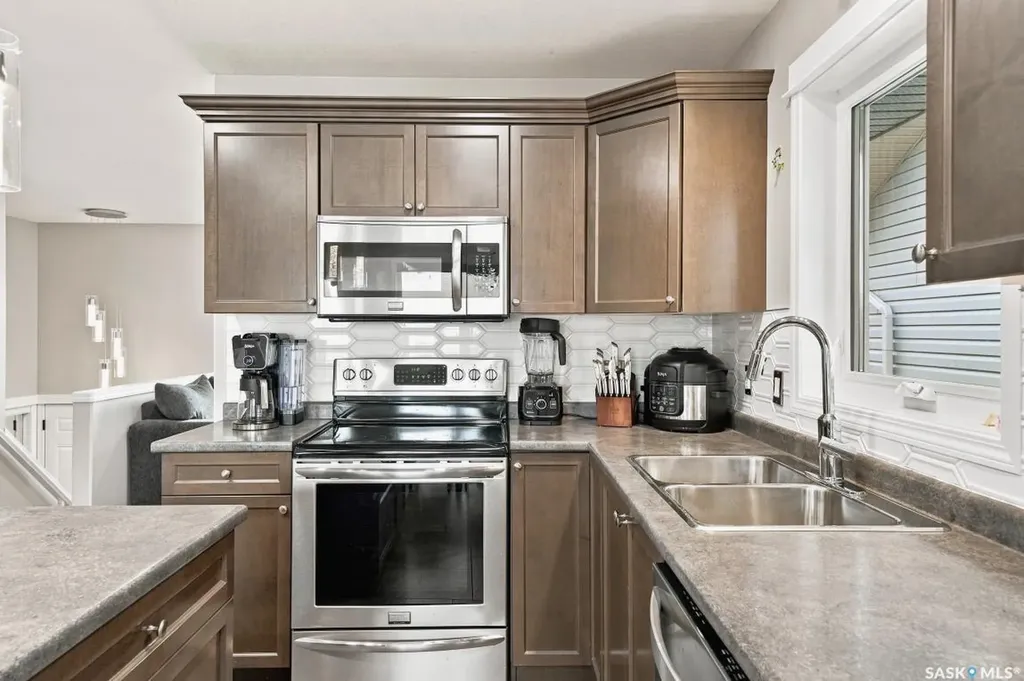857 Reimer Road Martensville SK S0K 0A2