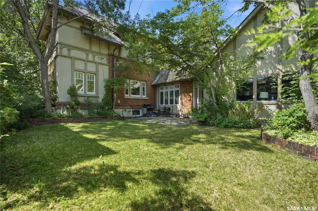 3151 Angus Street Regina SK S4S 1P5