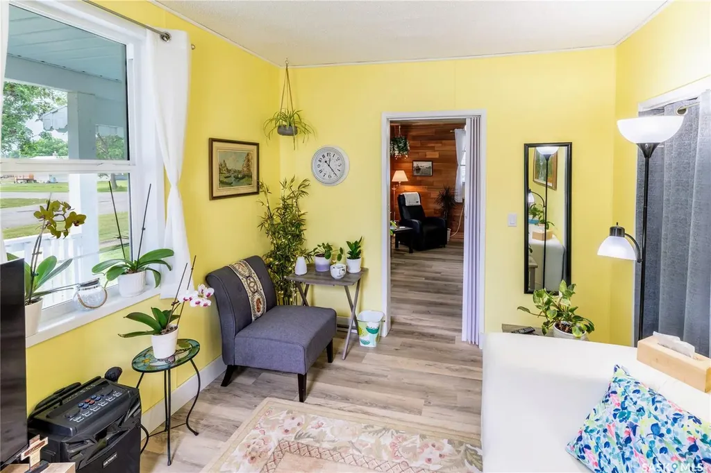 405 Saskatchewan Street Central Butte SK S0H 0T0
