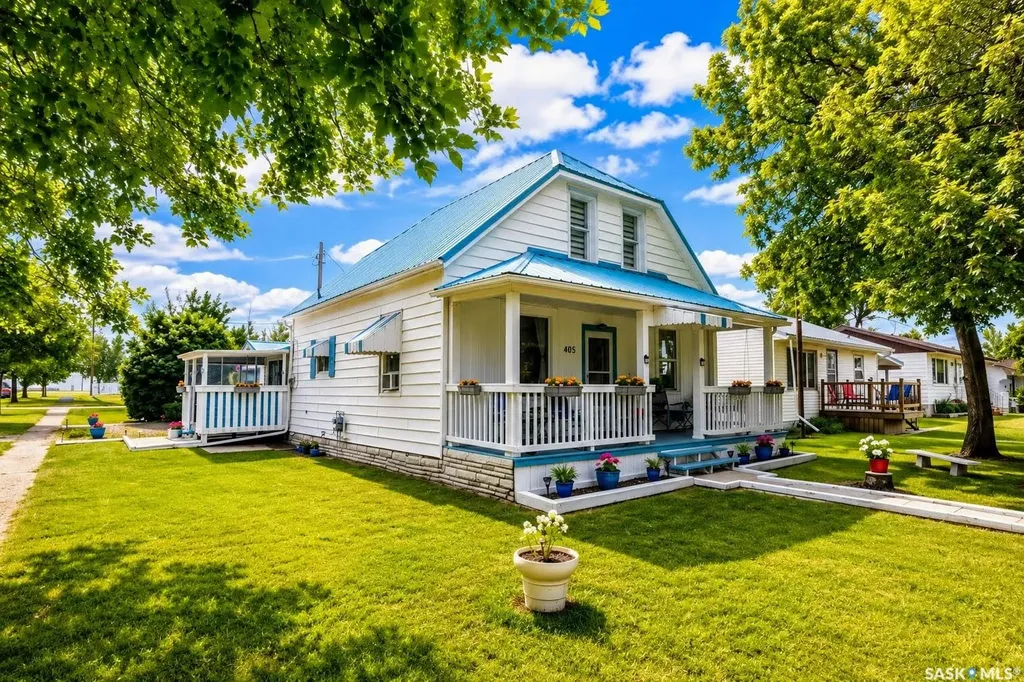 405 Saskatchewan Street Central Butte SK S0H 0T0
