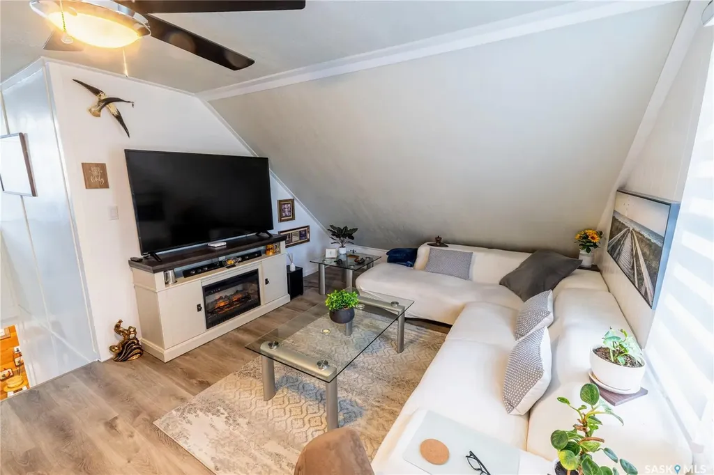 405 Saskatchewan Street Central Butte SK S0H 0T0