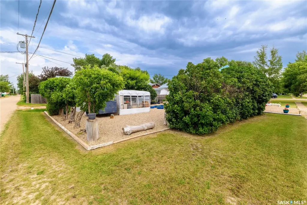 405 Saskatchewan Street Central Butte SK S0H 0T0