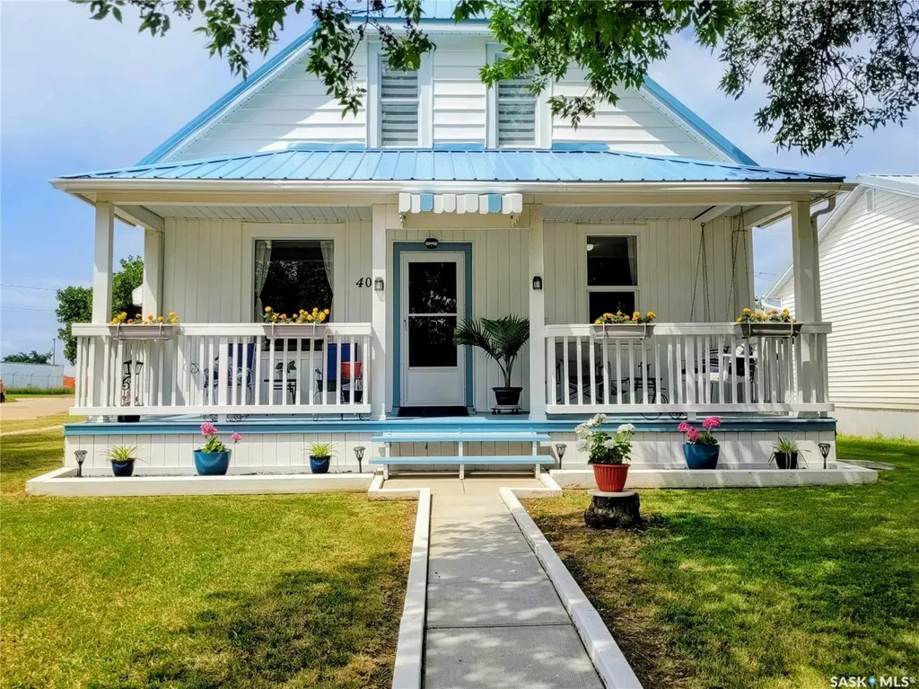 405 Saskatchewan Street Central Butte SK S0H 0T0