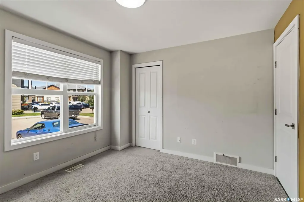 2315 Mcclocklin Road Saskatoon SK S7R 0K8
