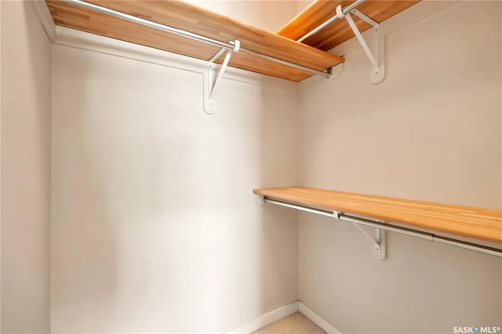 1545 Neville Drive Regina SK S4Z 0A7