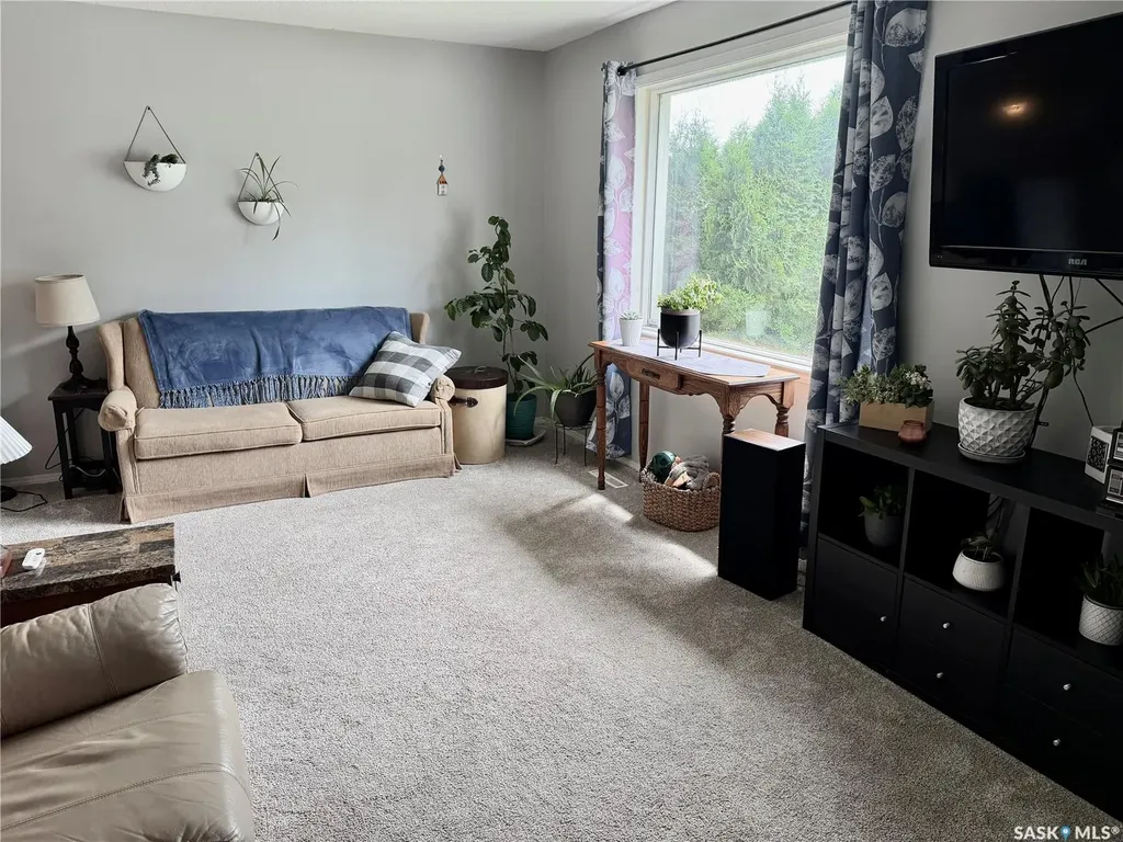 41 Campbell Place Clavet SK S0K 0Y0