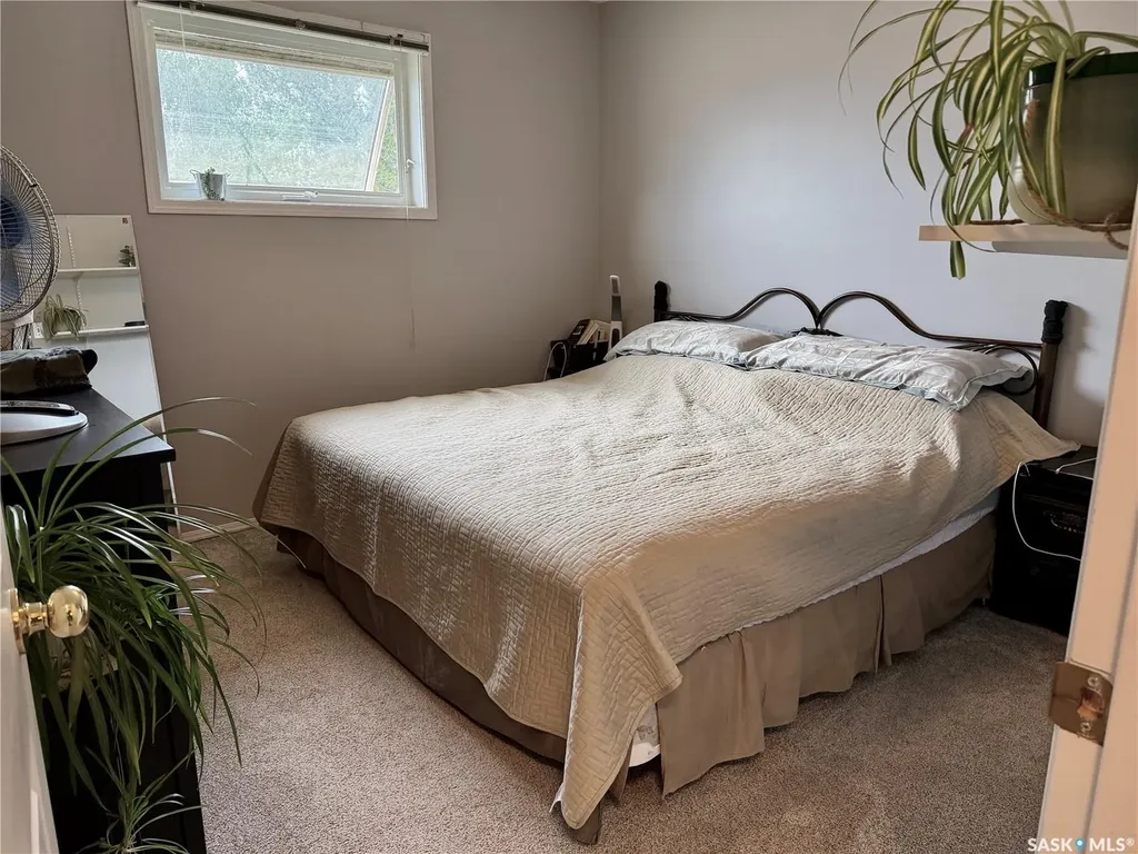 41 Campbell Place Clavet SK S0K 0Y0