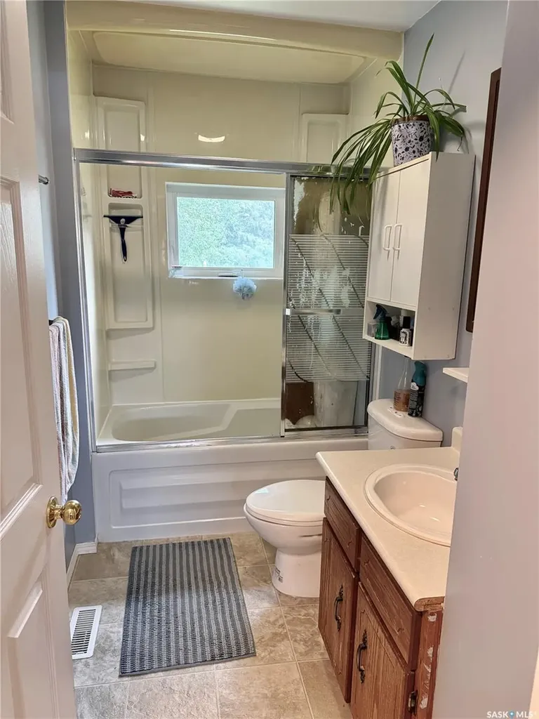 41 Campbell Place Clavet SK S0K 0Y0