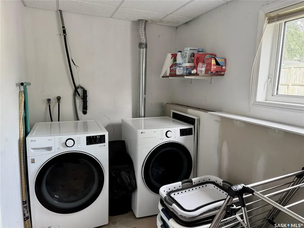 41 Campbell Place Clavet SK S0K 0Y0