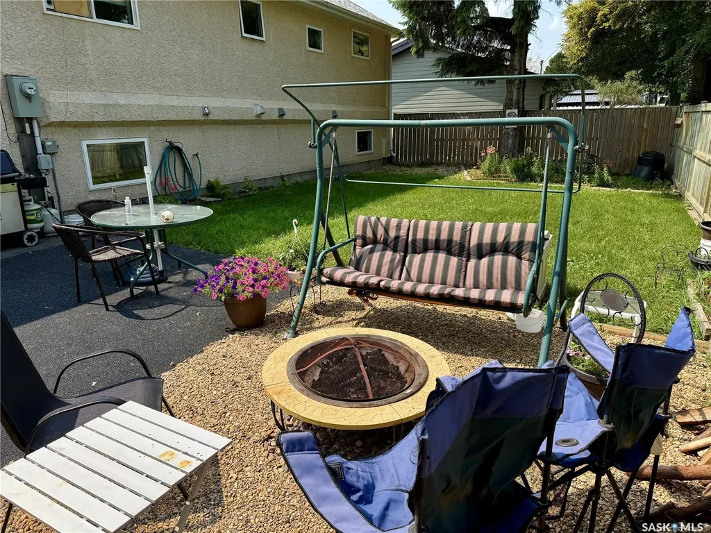 41 Campbell Place Clavet SK S0K 0Y0