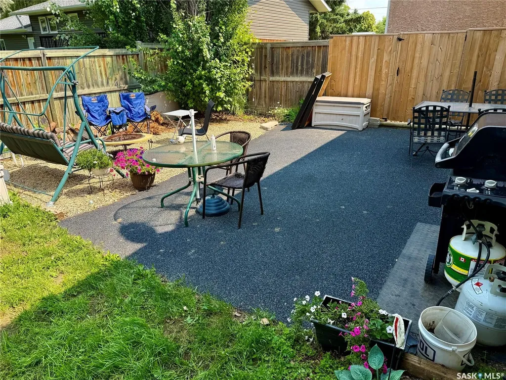 41 Campbell Place Clavet SK S0K 0Y0