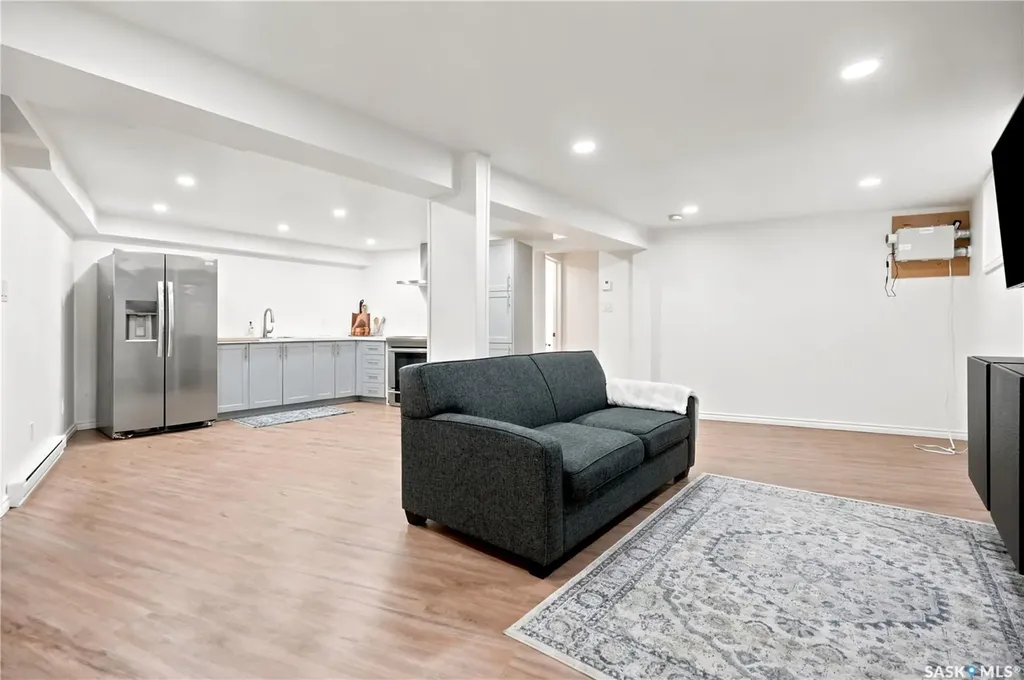 306 Valleyview Boulevard Caronport SK S0H 0S0