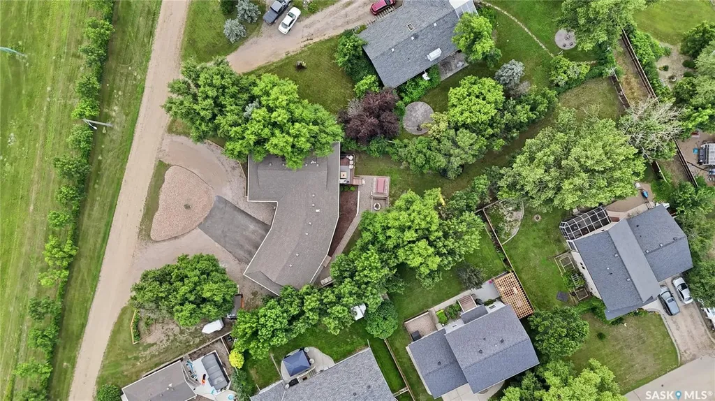306 Valleyview Boulevard Caronport SK S0H 0S0