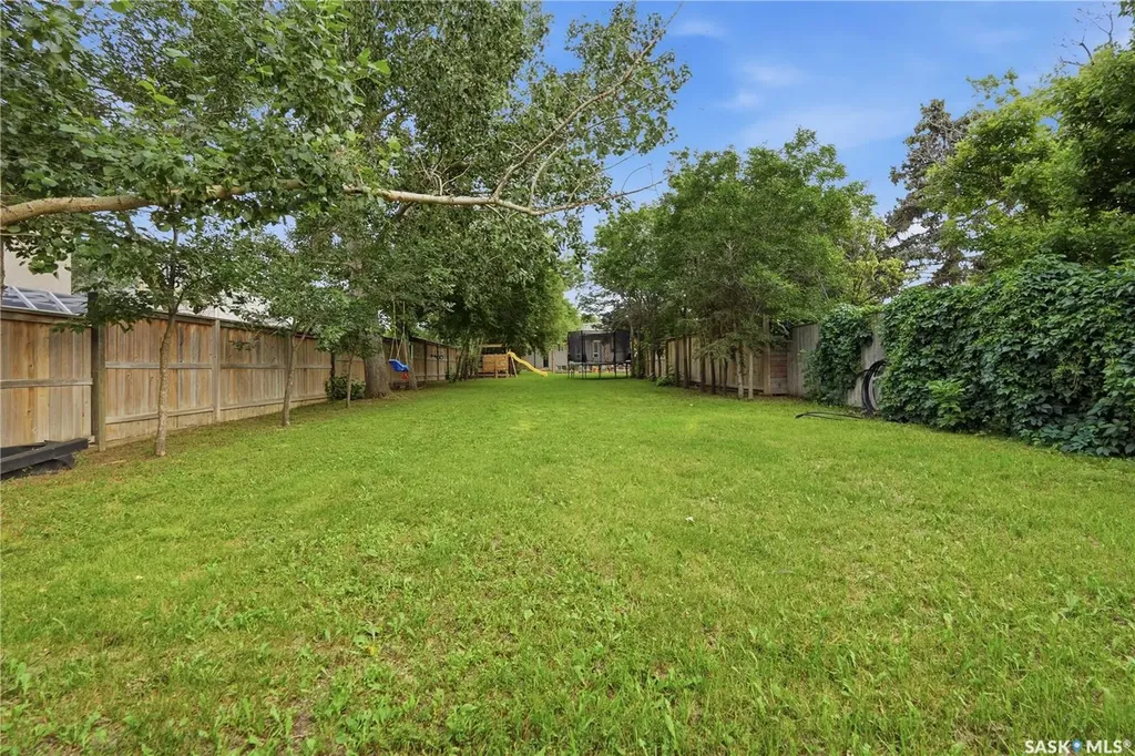 306 Valleyview Boulevard Caronport SK S0H 0S0