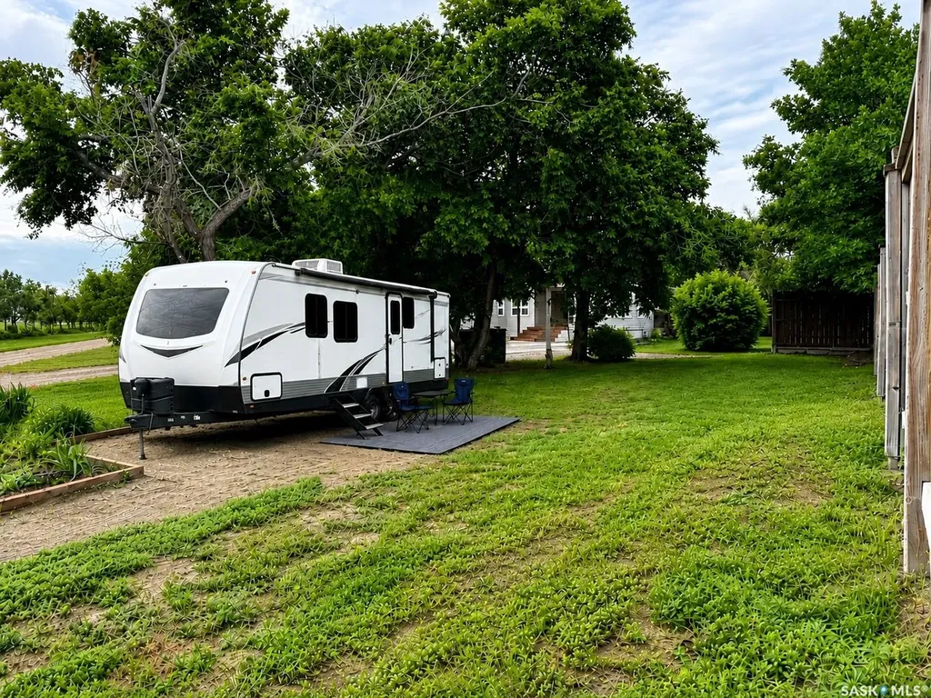 306 Valleyview Boulevard Caronport SK S0H 0S0