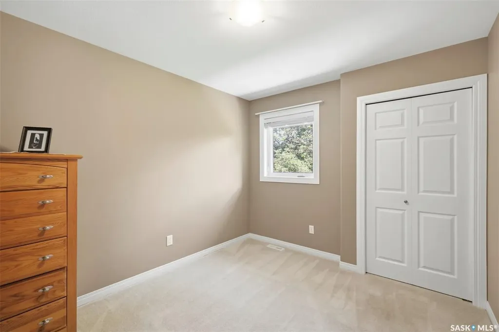 231 Maguire Court Saskatoon SK S7H 4E1