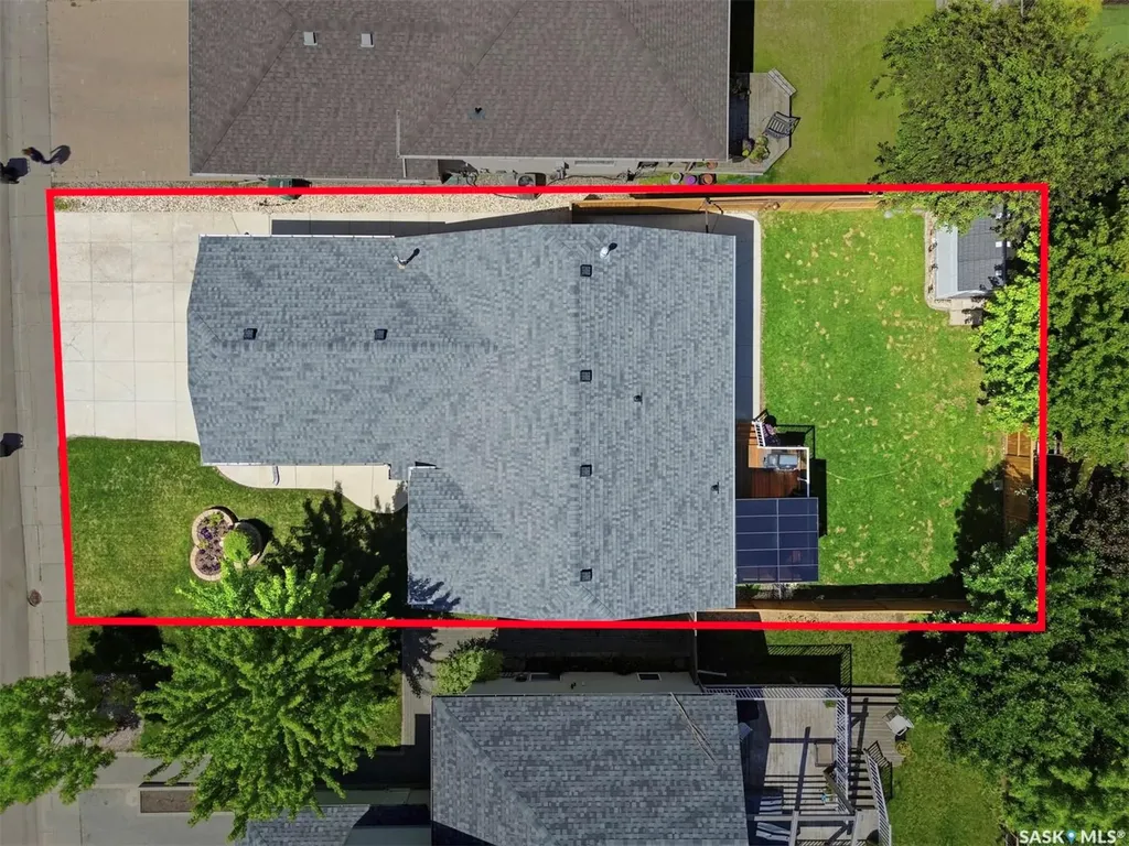 231 Maguire Court Saskatoon SK S7H 4E1