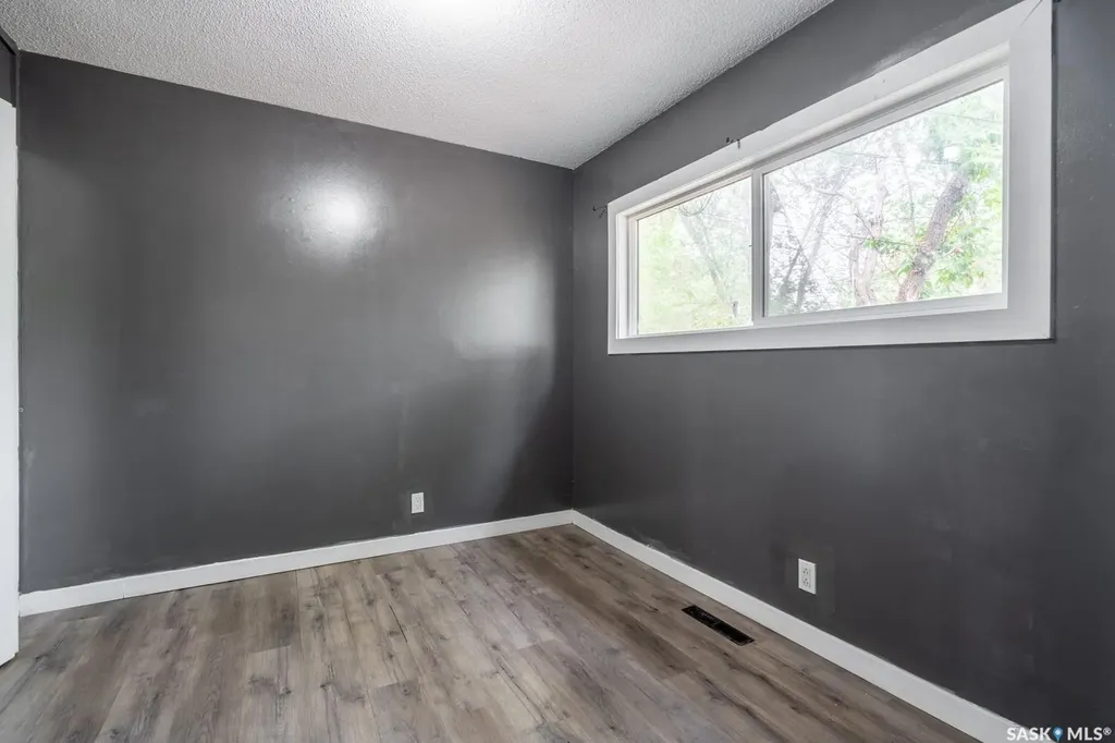 717 Montague Street Regina SK S4T 3H1