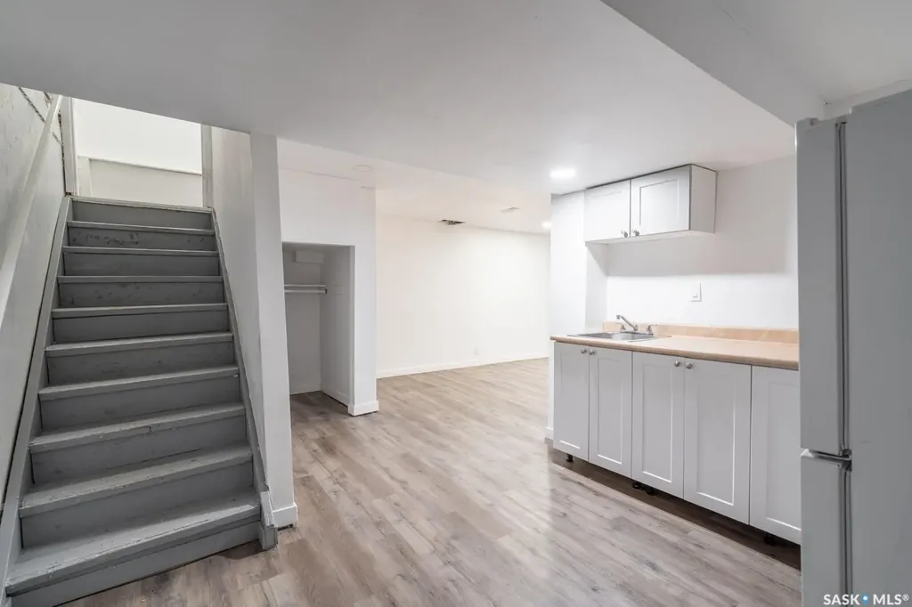 717 Montague Street Regina SK S4T 3H1