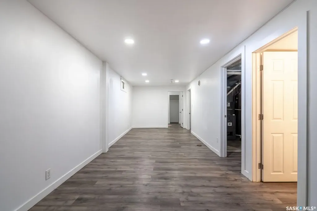 717 Montague Street Regina SK S4T 3H1