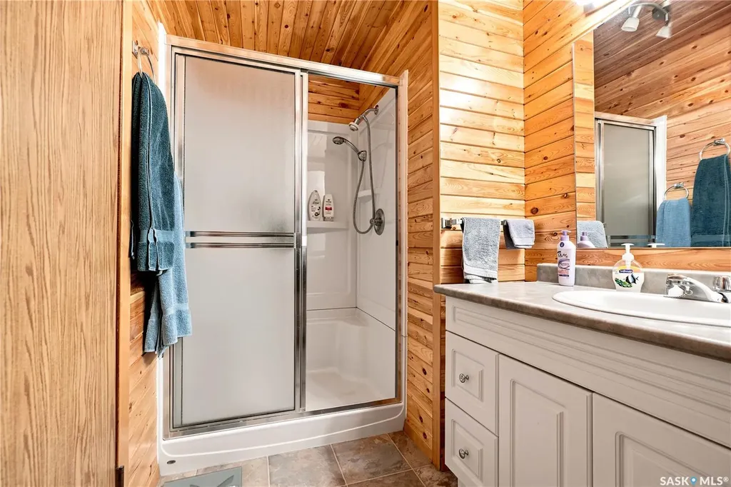 23 Saskatchewan Drive Candle Lake SK S0J 3E0