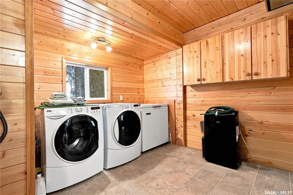23 Saskatchewan Drive Candle Lake SK S0J 3E0