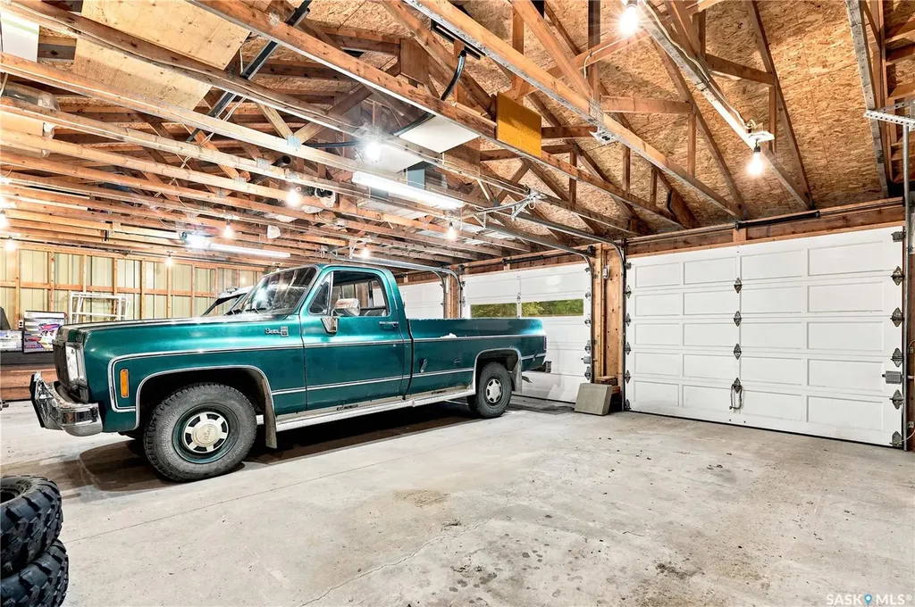 23 Saskatchewan Drive Candle Lake SK S0J 3E0