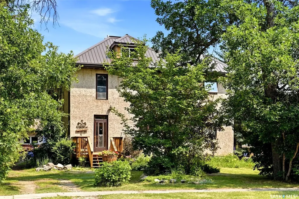 913 Boyle Street Indian Head SK S0G 2K0