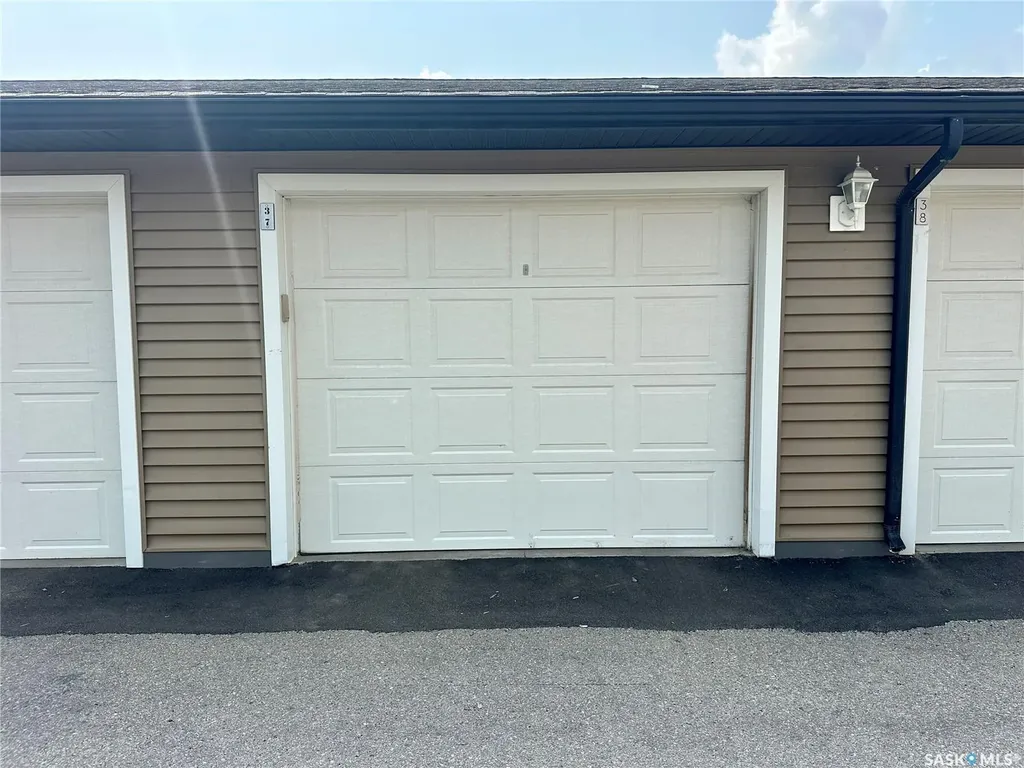 110 Shillington Crescent Saskatoon SK S7K 3J6