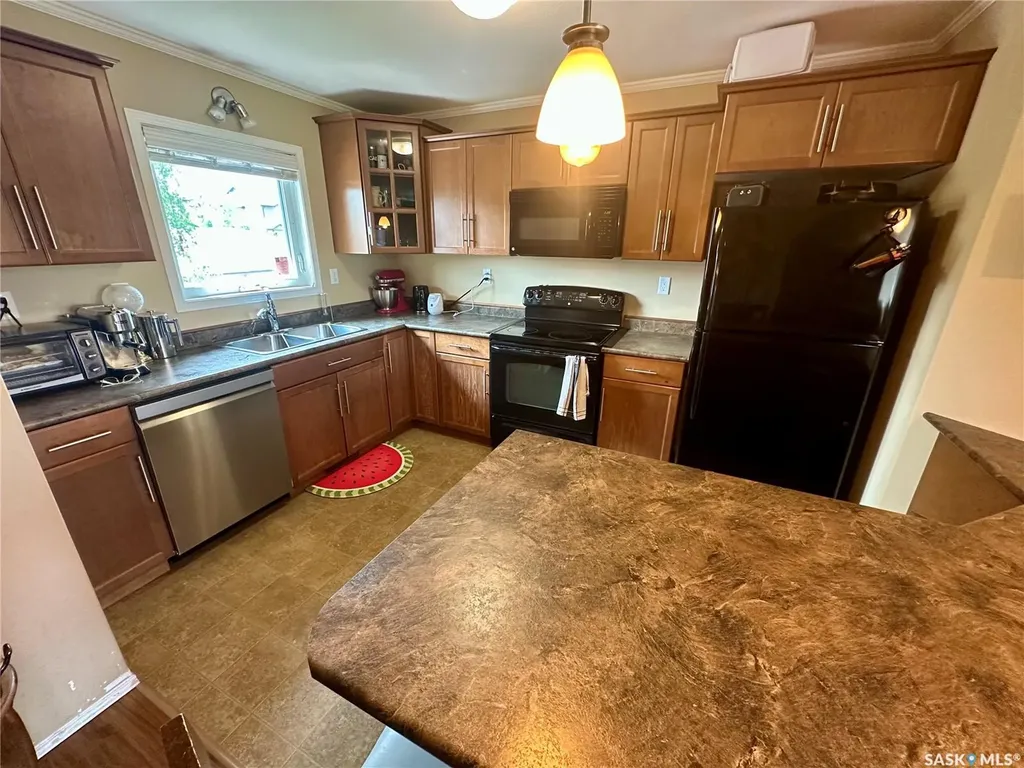110 Shillington Crescent Saskatoon SK S7K 3J6