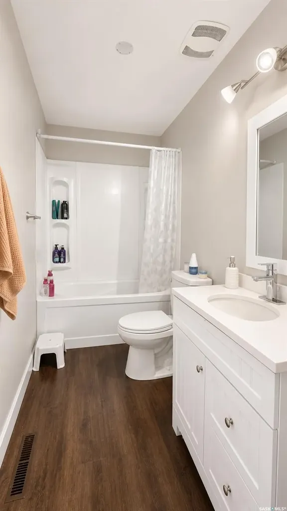1924 22nd Street W Saskatoon SK S7M 0T9