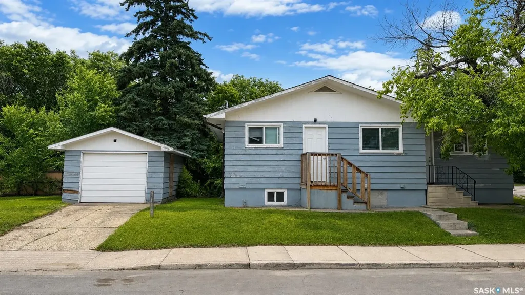 1924 22nd Street W Saskatoon SK S7M 0T9