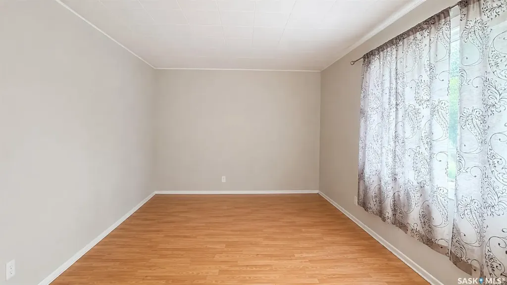 1924 22nd Street W Saskatoon SK S7M 0T9