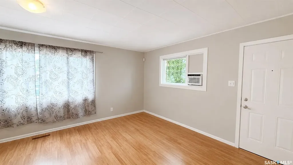 1924 22nd Street W Saskatoon SK S7M 0T9
