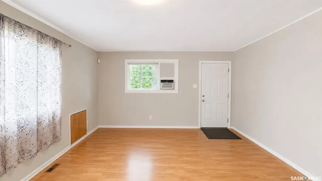 1924 22nd Street W Saskatoon SK S7M 0T9