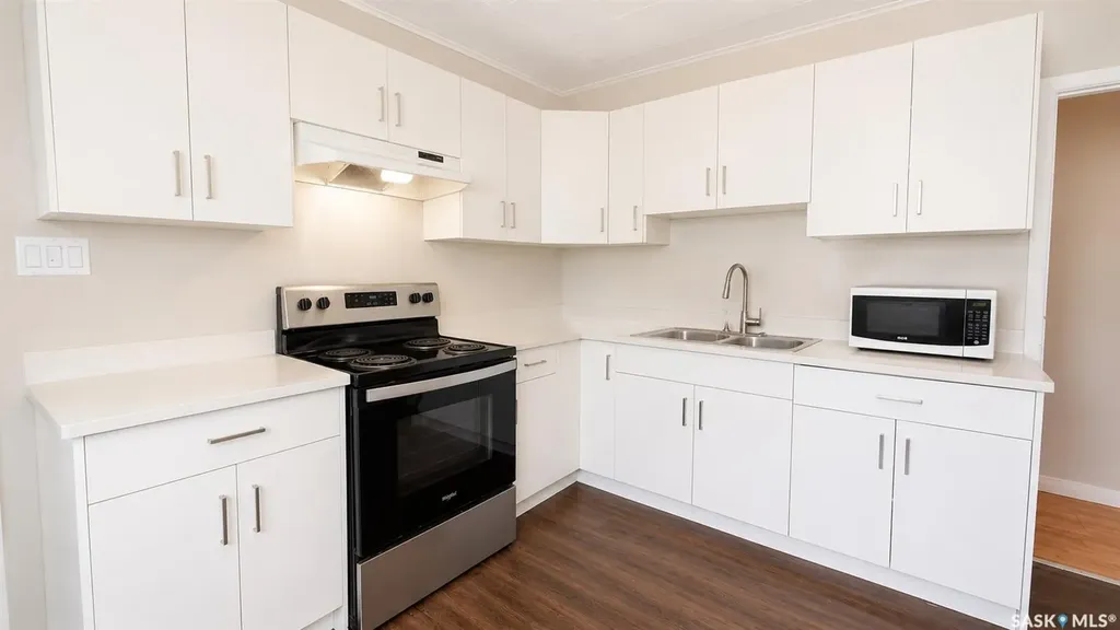 1924 22nd Street W Saskatoon SK S7M 0T9