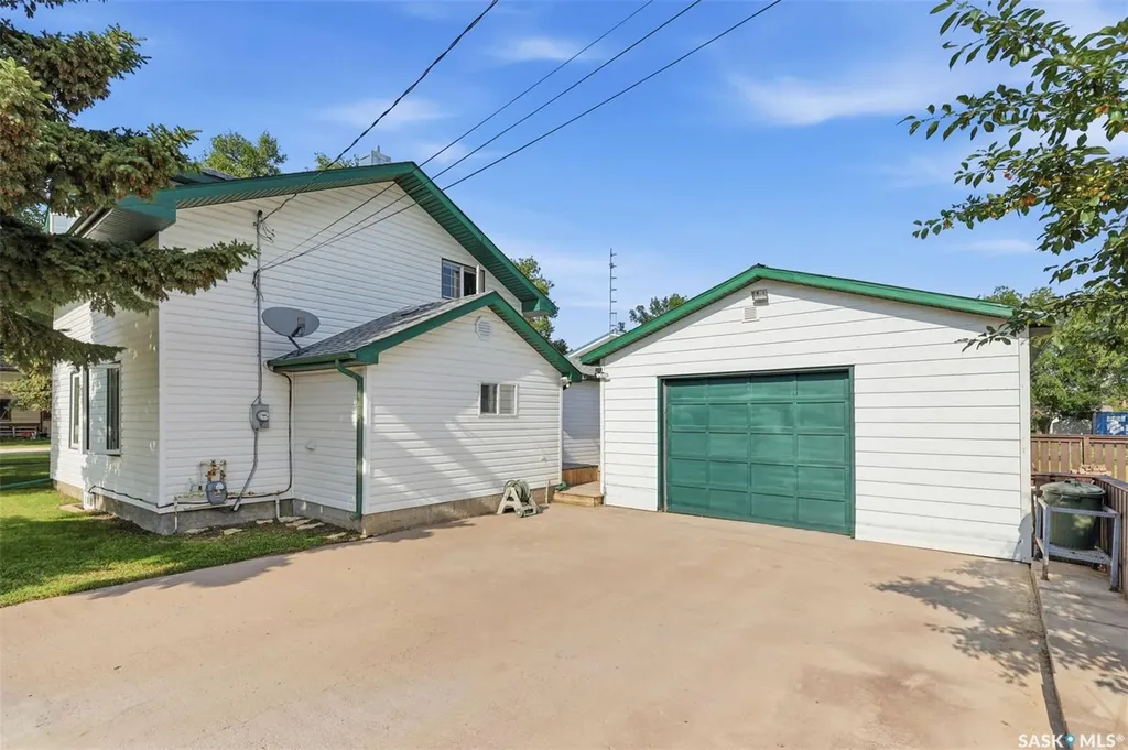 301 Rupert Street Simpson SK S0G 4M0