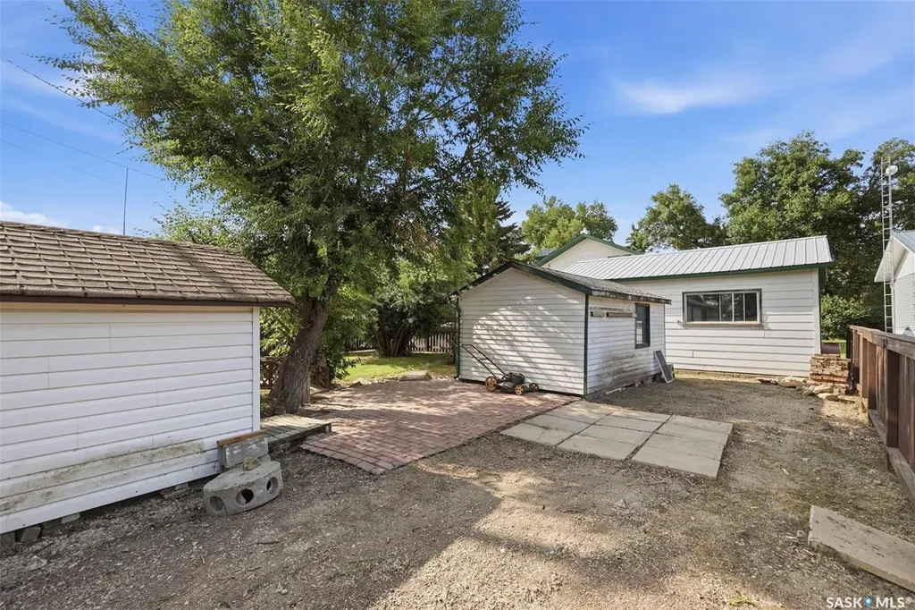301 Rupert Street Simpson SK S0G 4M0