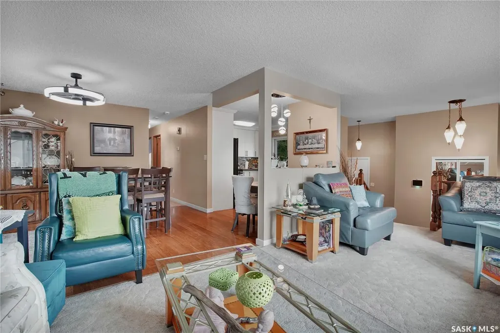 1005 10th Street Rosthern SK S0K 3R0