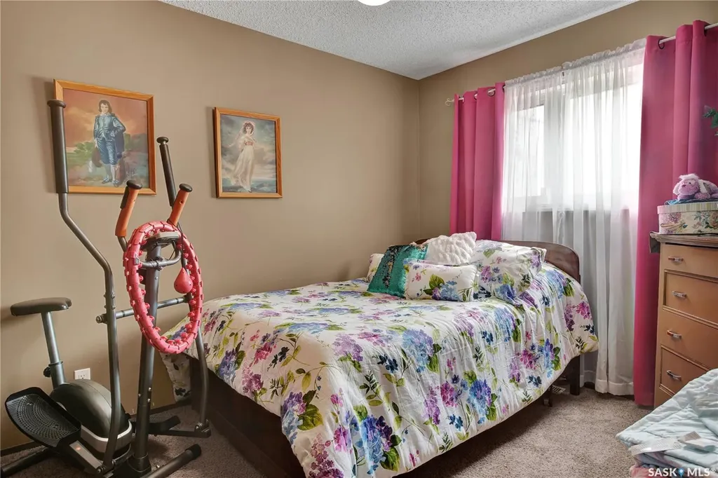1005 10th Street Rosthern SK S0K 3R0