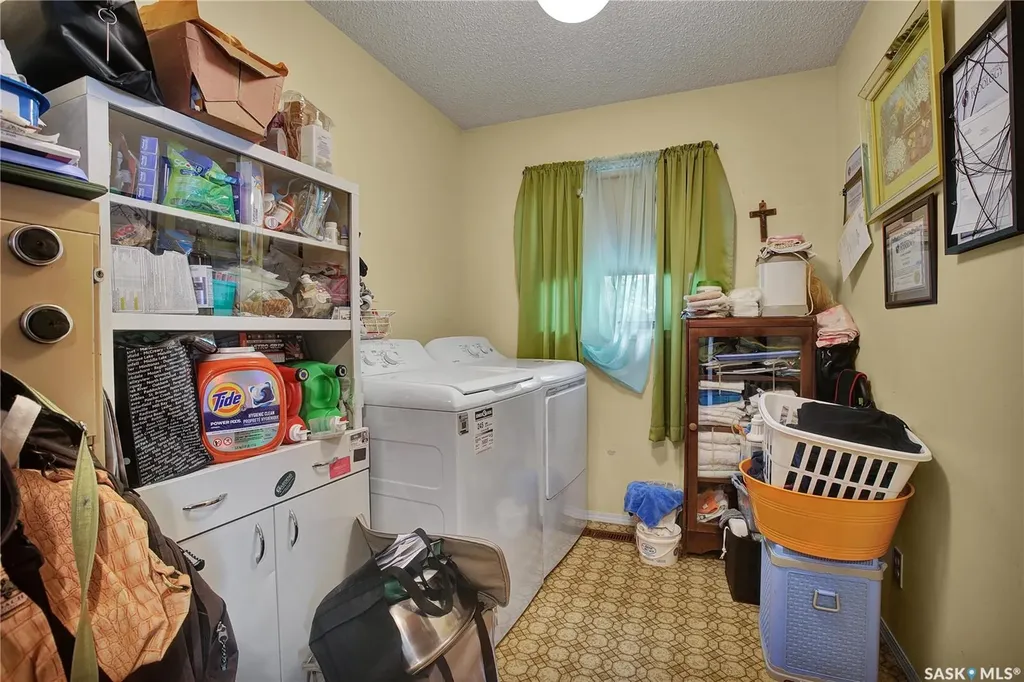 1005 10th Street Rosthern SK S0K 3R0