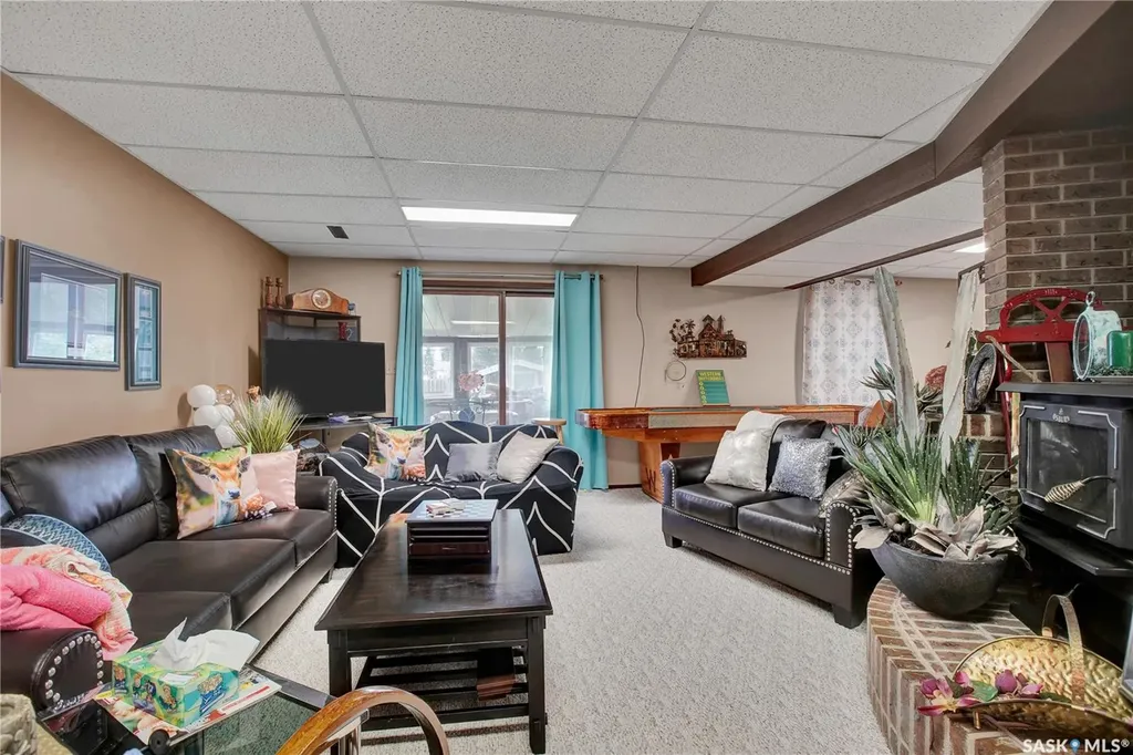 1005 10th Street Rosthern SK S0K 3R0