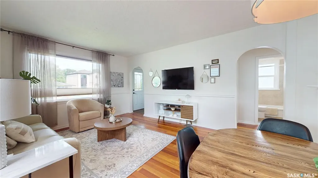 1333 Empress Street Regina SK S4T 5E6