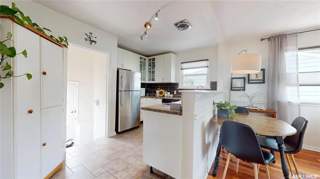 1333 Empress Street Regina SK S4T 5E6