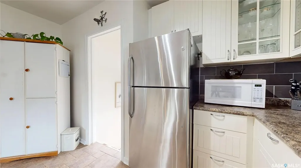 1333 Empress Street Regina SK S4T 5E6