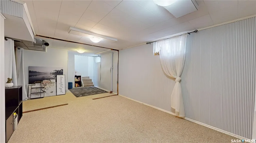 1333 Empress Street Regina SK S4T 5E6