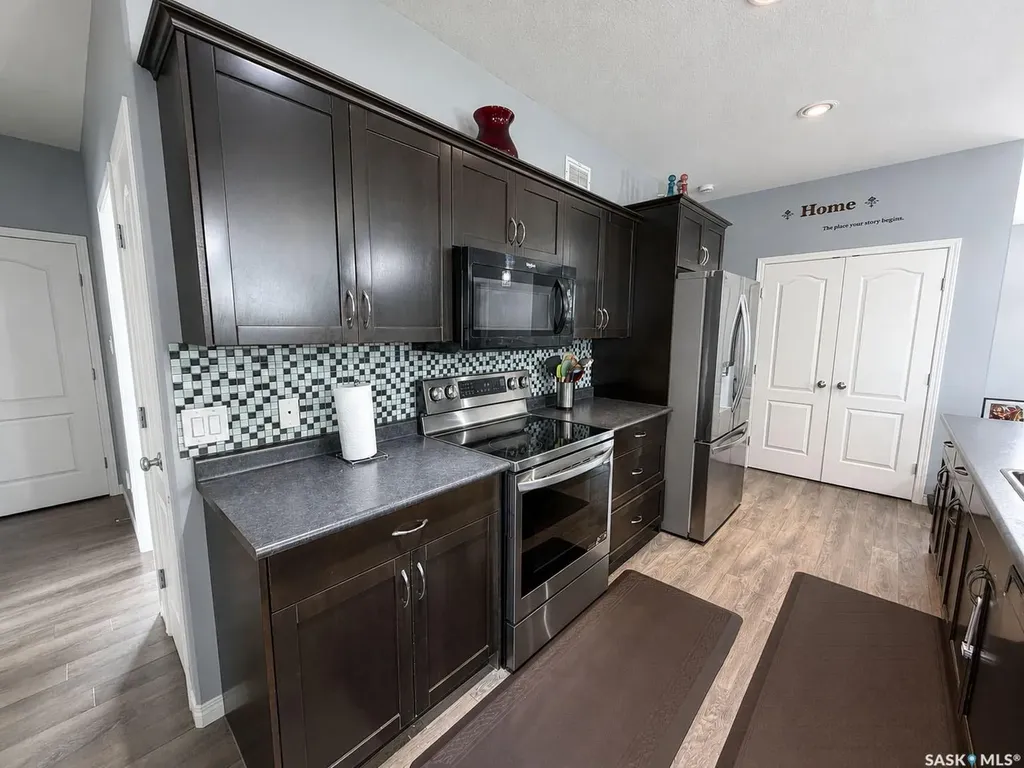 6 Guy Drive Prince Albert SK S6X 0A3