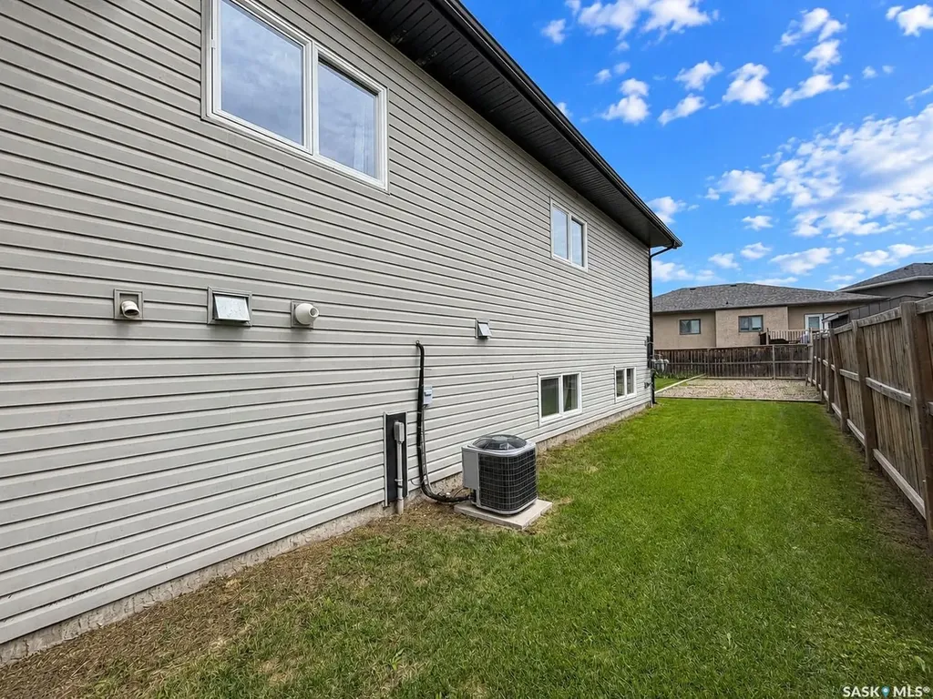 6 Guy Drive Prince Albert SK S6X 0A3