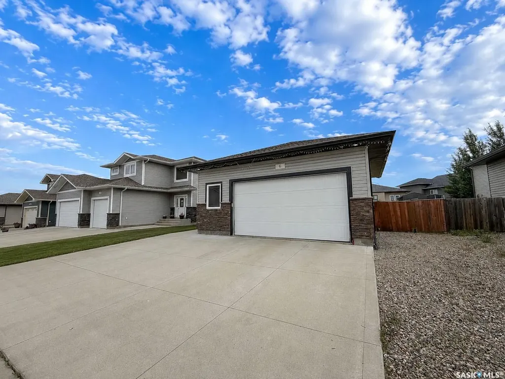 6 Guy Drive Prince Albert SK S6X 0A3