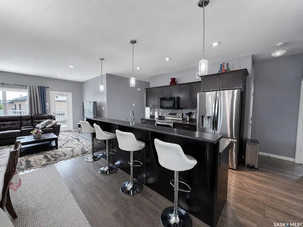 6 Guy Drive Prince Albert SK S6X 0A3